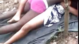 තටාකය තුළට පරිණත ඇදගෙන යන්න.