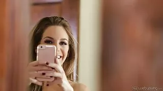 Redhead නැවතත් handob භාවිතා කරයි