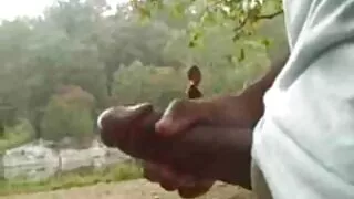 ප්රංශ කාන්තාවක් සම වයසේ සමග කෙළ.