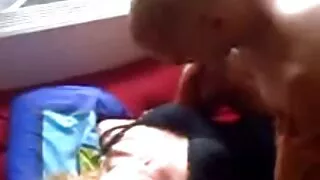 ඔහු ෆ්රීලාන්සර්ට බ්ලෝග් එකක් දෙනවා.