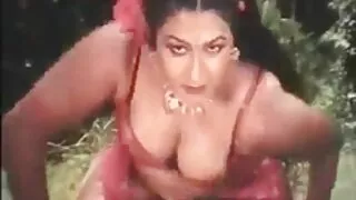මේගන් තම පෙම්වතා සමග ලිංගිකව එක්වෙයි.